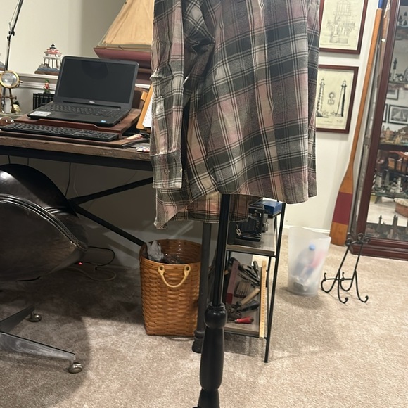 NWT Old Navy- pink, cream, and gray flannel shirt- Petite XXL - Picture 4 of 4